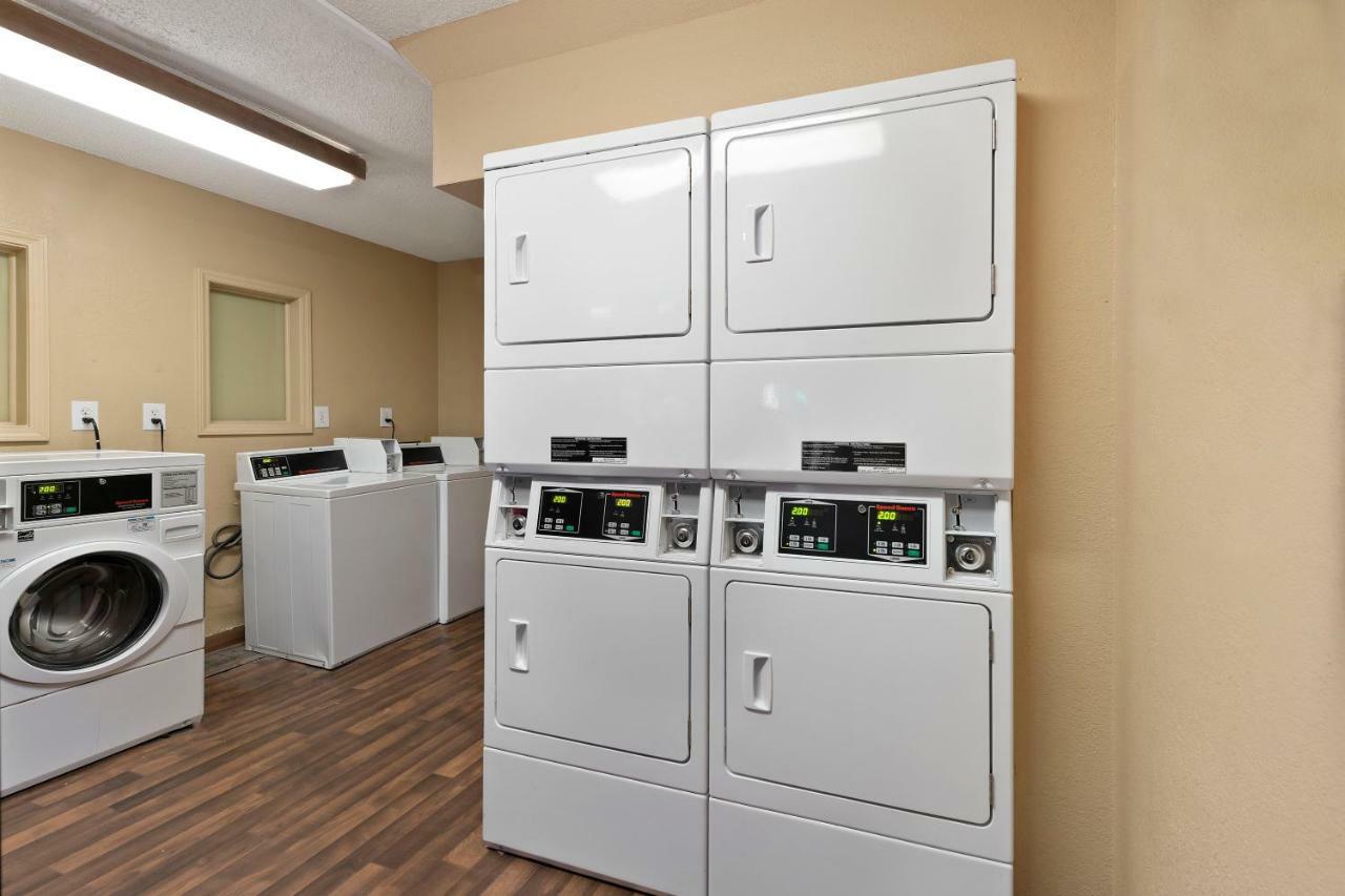 Extended Stay America Select Suites - Charlotte - Tyvola Rd - Executive Park Экстерьер фото